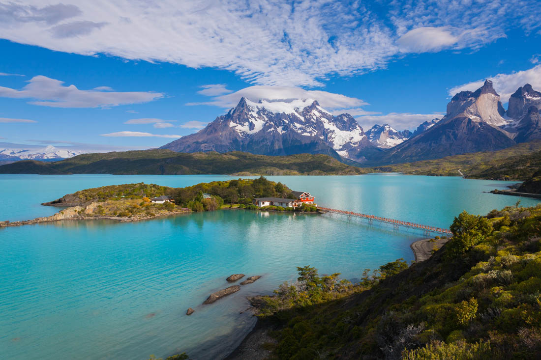 Image of glacial mountains in Patagonia